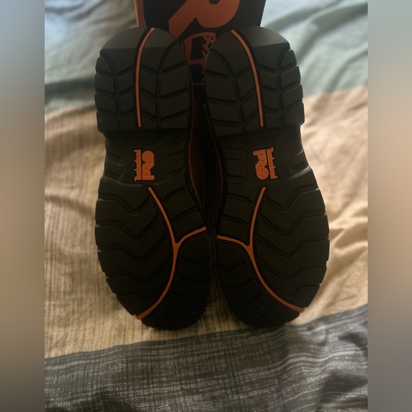 Brand new pair of Timberland Pro, Steel toe work boots. Size 9.5! - Picture 3 of 8